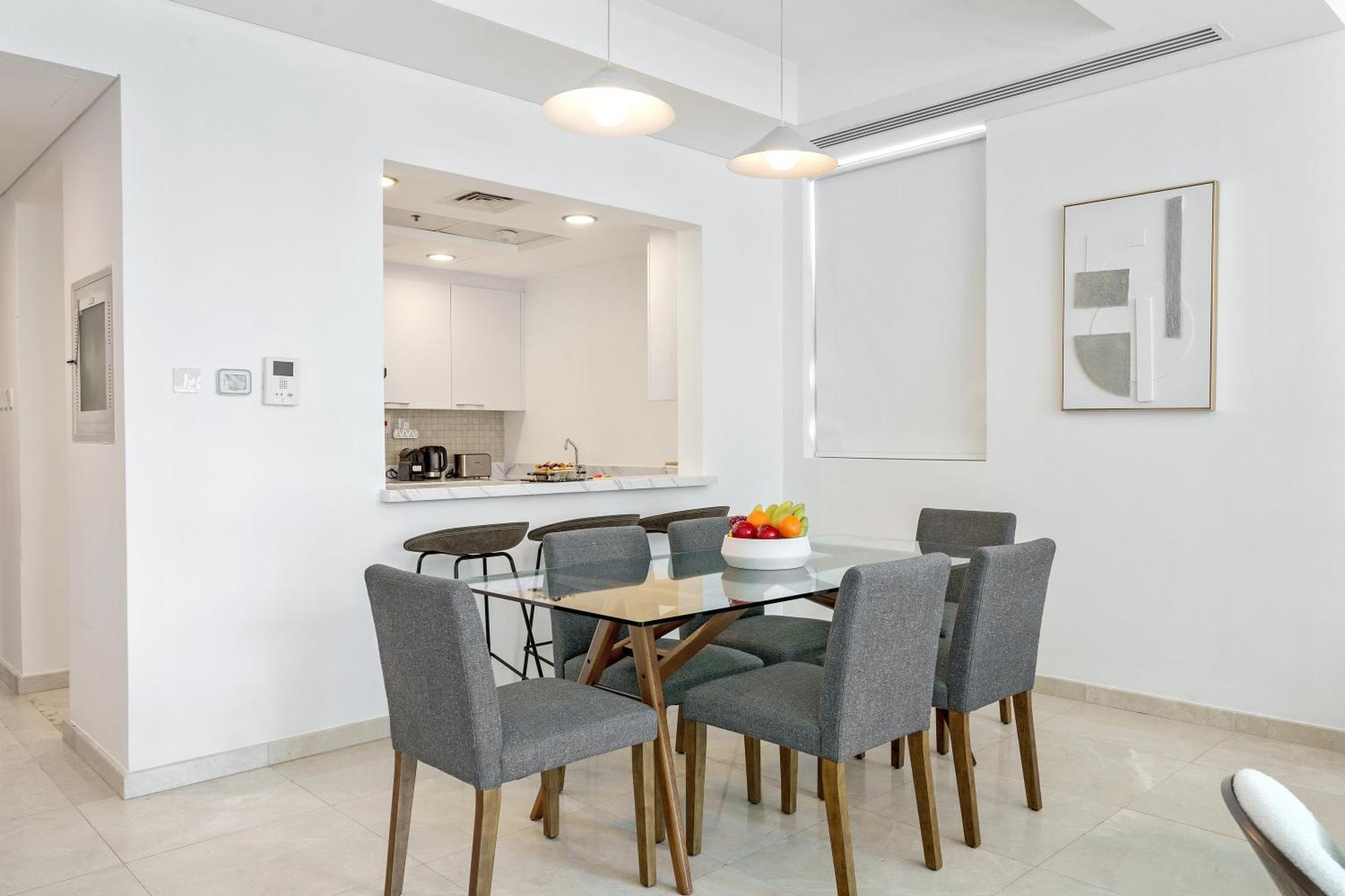 Dayf-ali City's Heart Chic 1 Bedroom Huge Terrace And Great Access Apartment Dubai