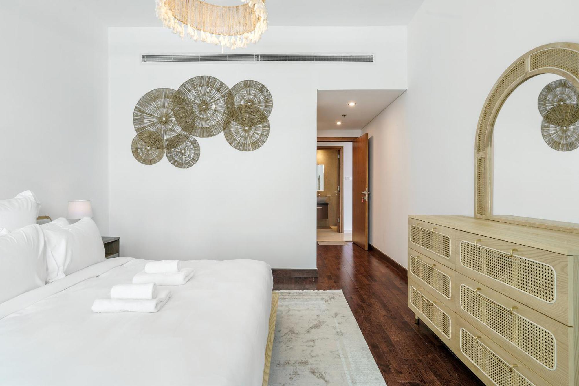 Dayf-ali City's Heart Chic 1 Bedroom Huge Terrace And Great Access Apartment *