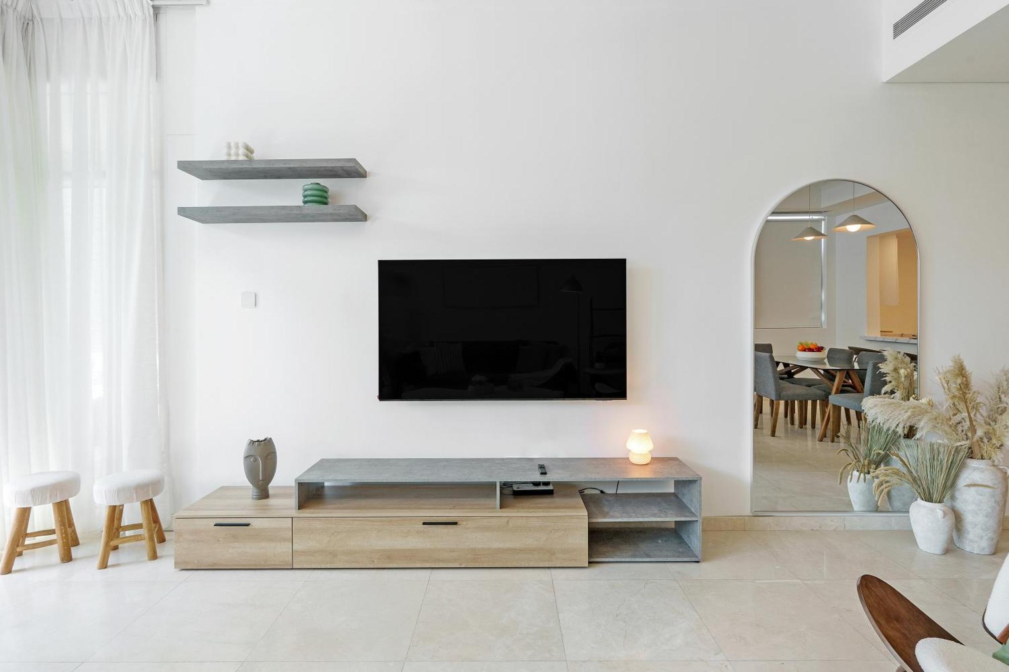 Apartment Dayf-ali City's Heart Chic 1 Bedroom Huge Terrace And Great Access Dubai