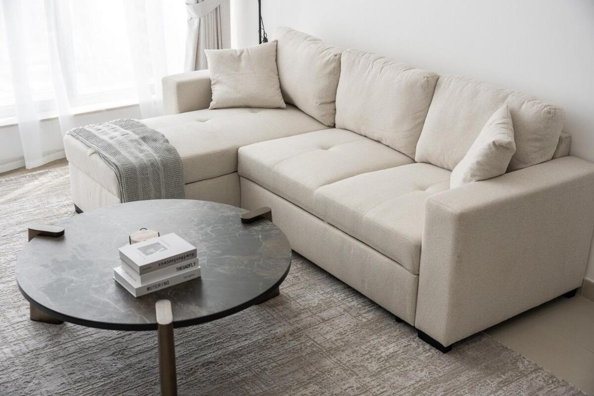 Apartment Elegant 1-bedroom With Skyline Views In Marina *