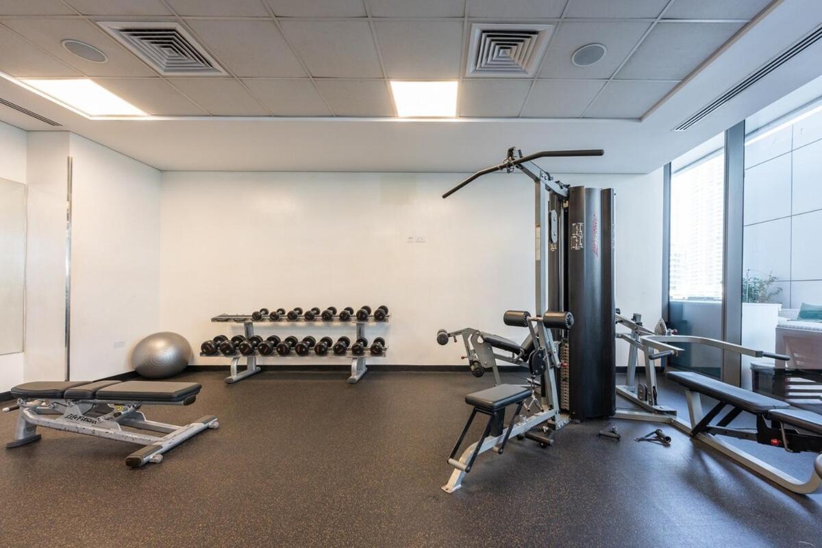 Elegant 1-bedroom With Skyline Views In Marina * Dubai