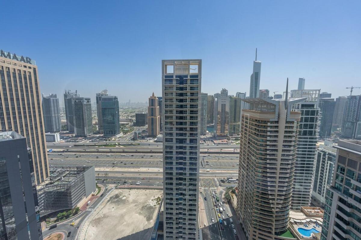 Apartment Elegant 1-bedroom With Skyline Views In Marina Dubai