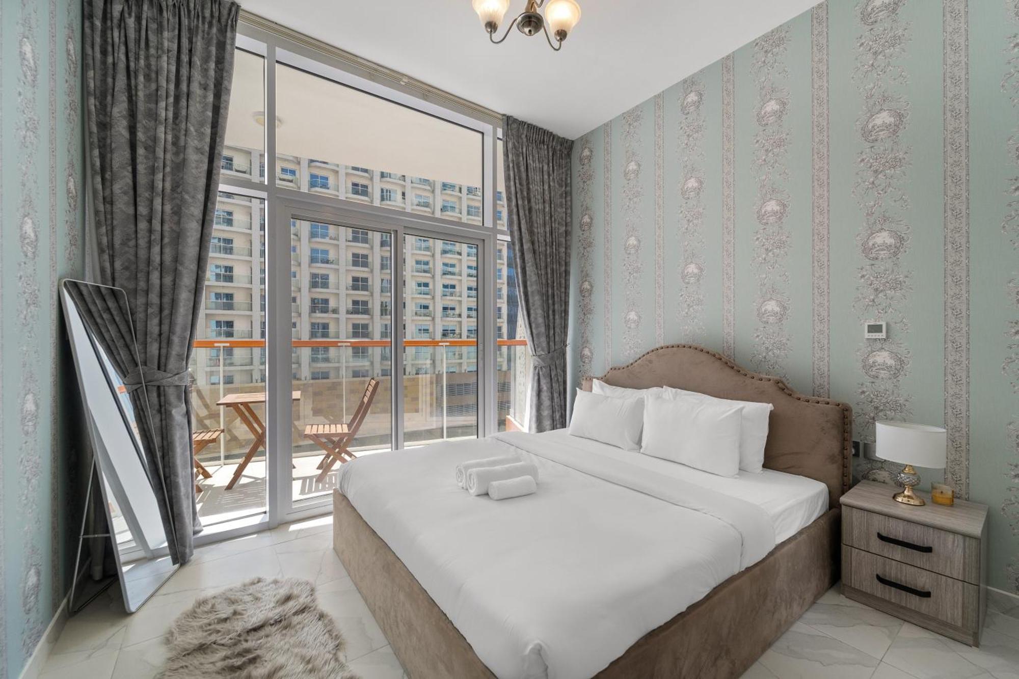 Apartment Lovely 2br With Pool, Gym & Kid's Playground