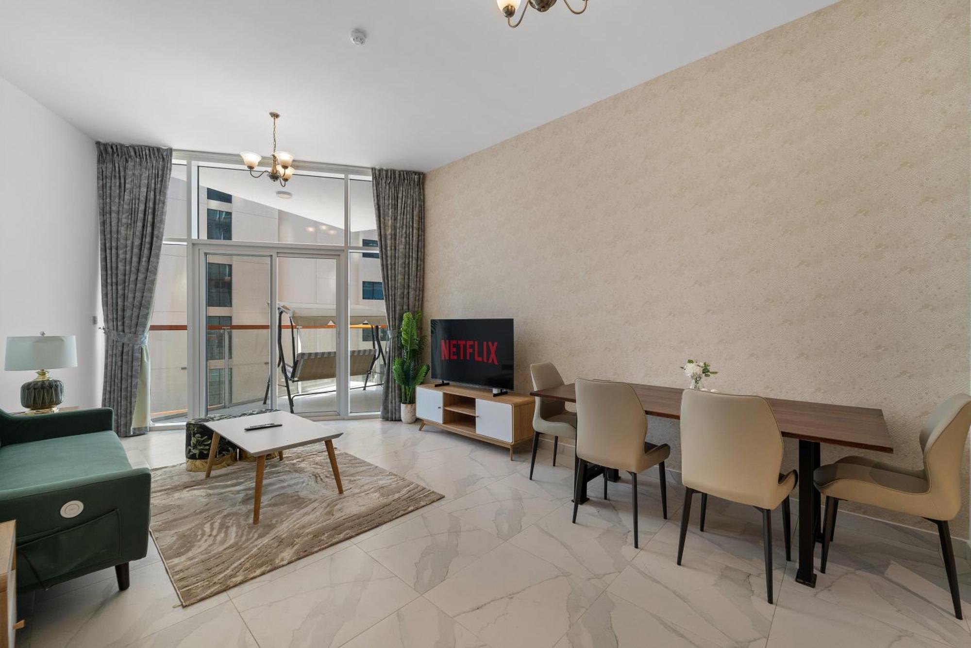 Lovely 2br With Pool, Gym & Kid's Playground