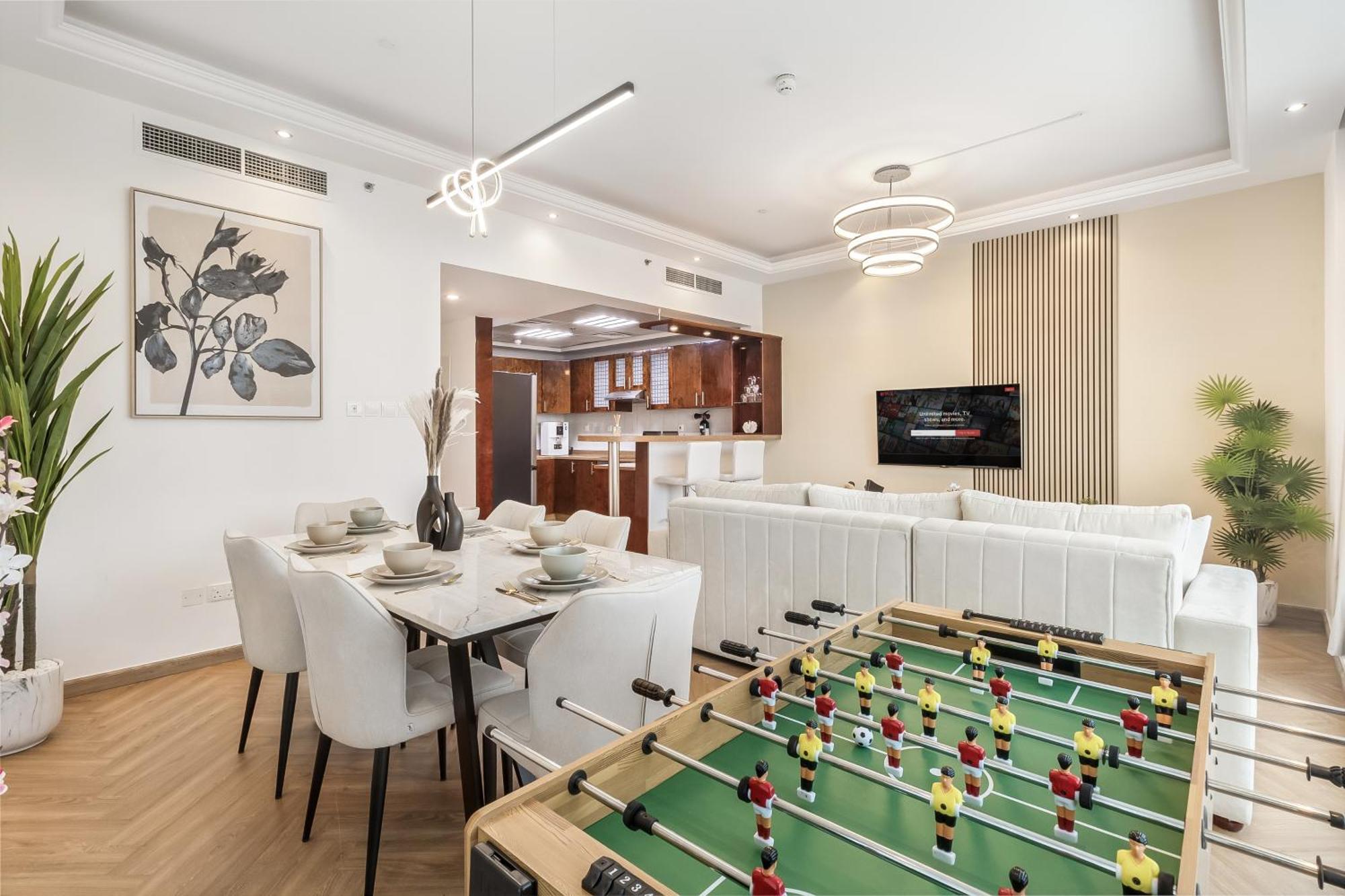 Apartment Elegant 3br Lux In The Heart Of Marina *