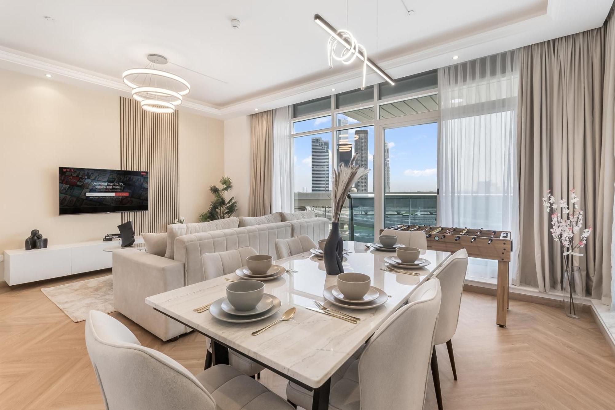 Apartment Elegant 3br Lux In The Heart Of Marina *