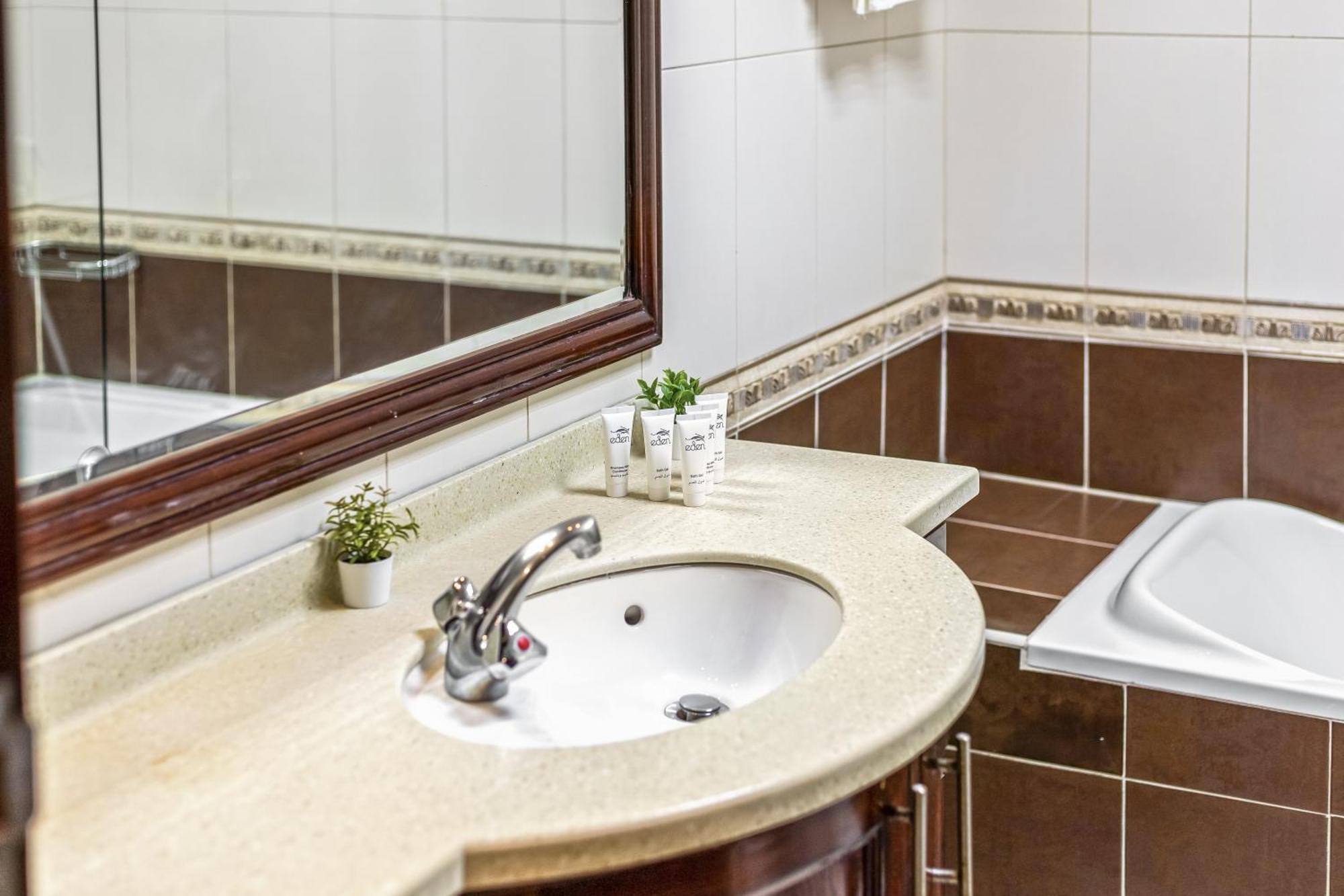 Elegant 3br Lux In The Heart Of Marina