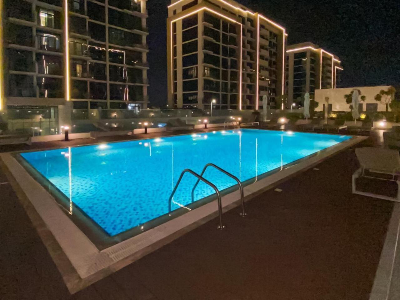Brand New Azizi Riv 14 Apartment *