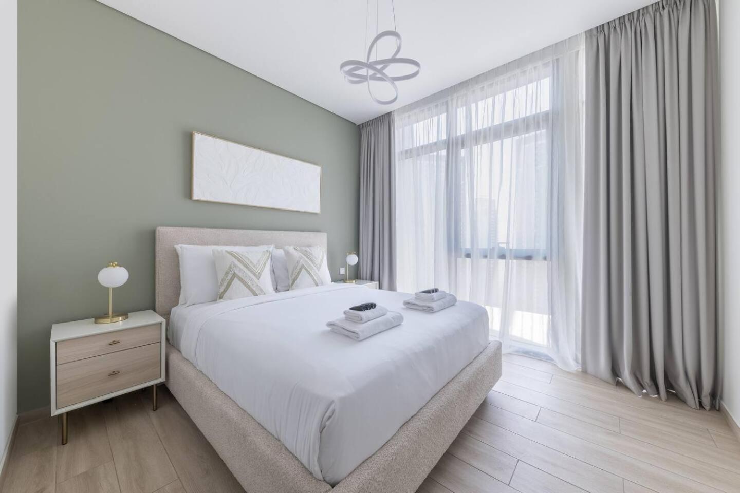 Palace Creek Harbour 1 Bd * Dubai