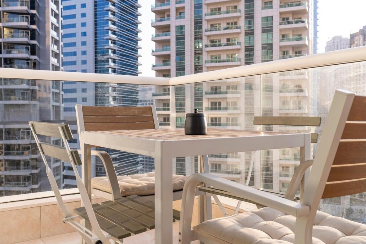 Apartment Cozy Spacious 1-bedroom Haven In Marina *