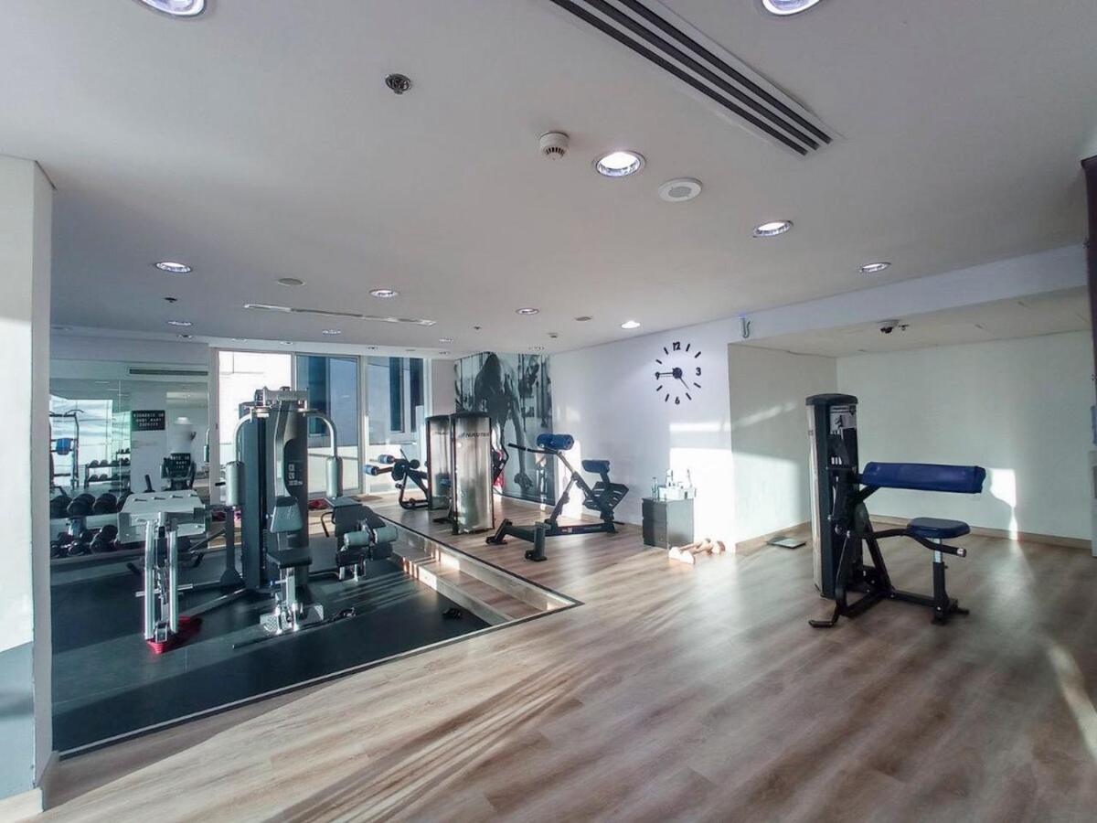Cozy Spacious 1-bedroom Haven In Marina Apartment Dubai