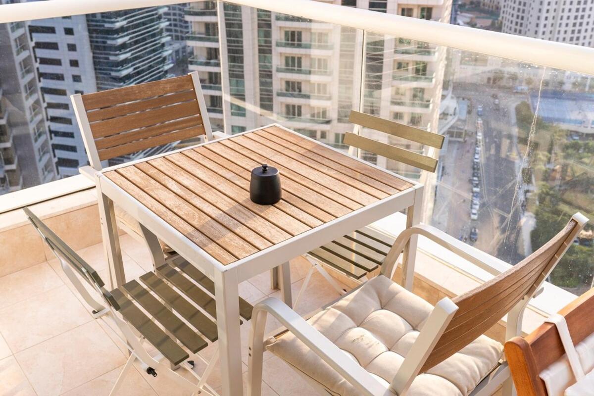 Apartment Cozy Spacious 1-bedroom Haven In Marina Dubai