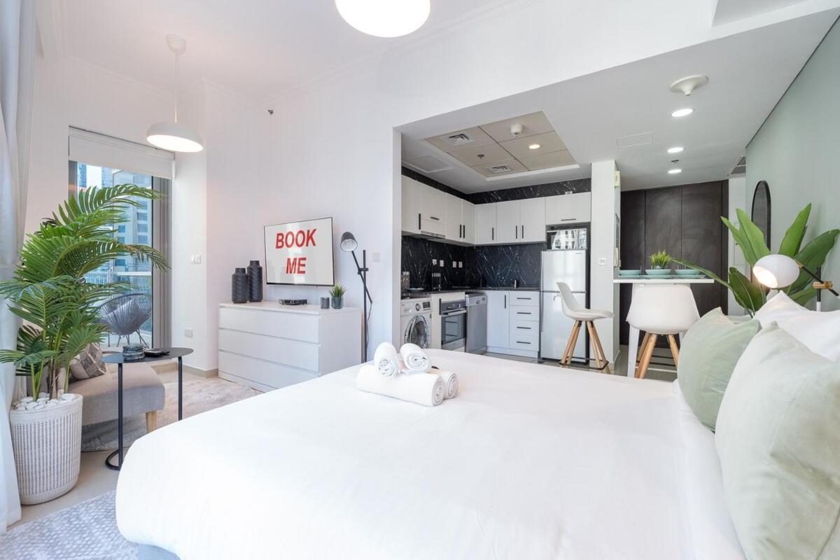 Apartment Charming Studio Apartment, With Easy Beach Access In Marina Dubai