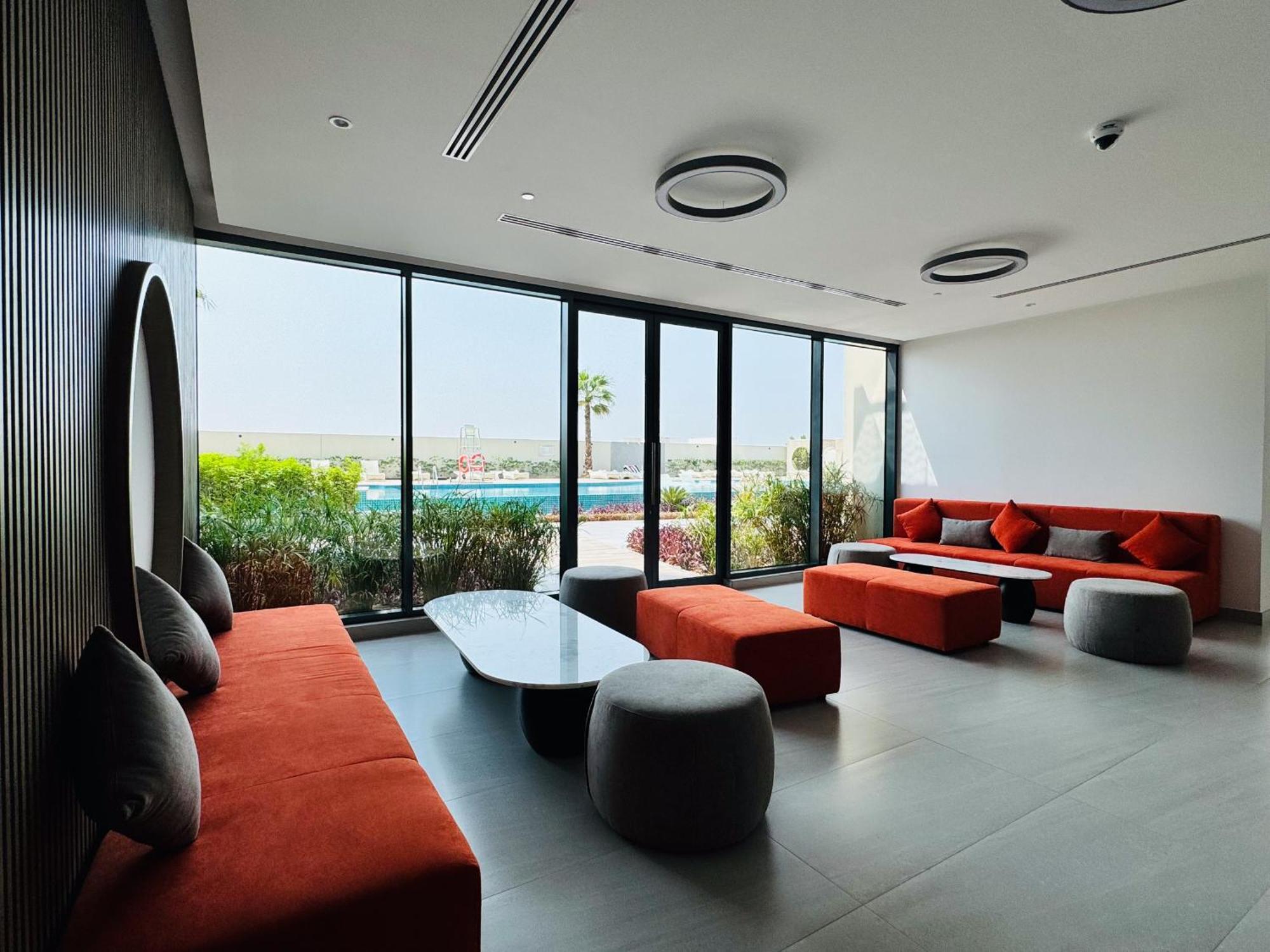 The Ivy Tower-1br Urban Elegance In Jvt * Dubai