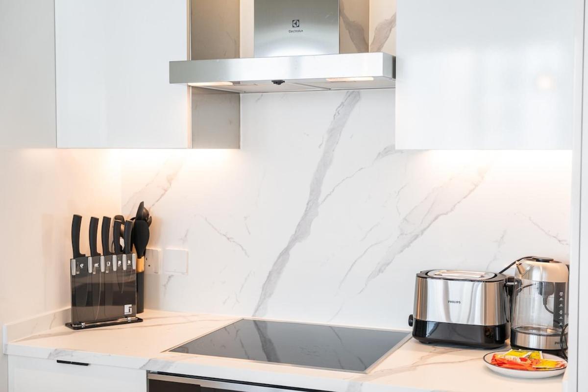 Apartment Luxury 7-sleeper With Spectacular Views In Marina *