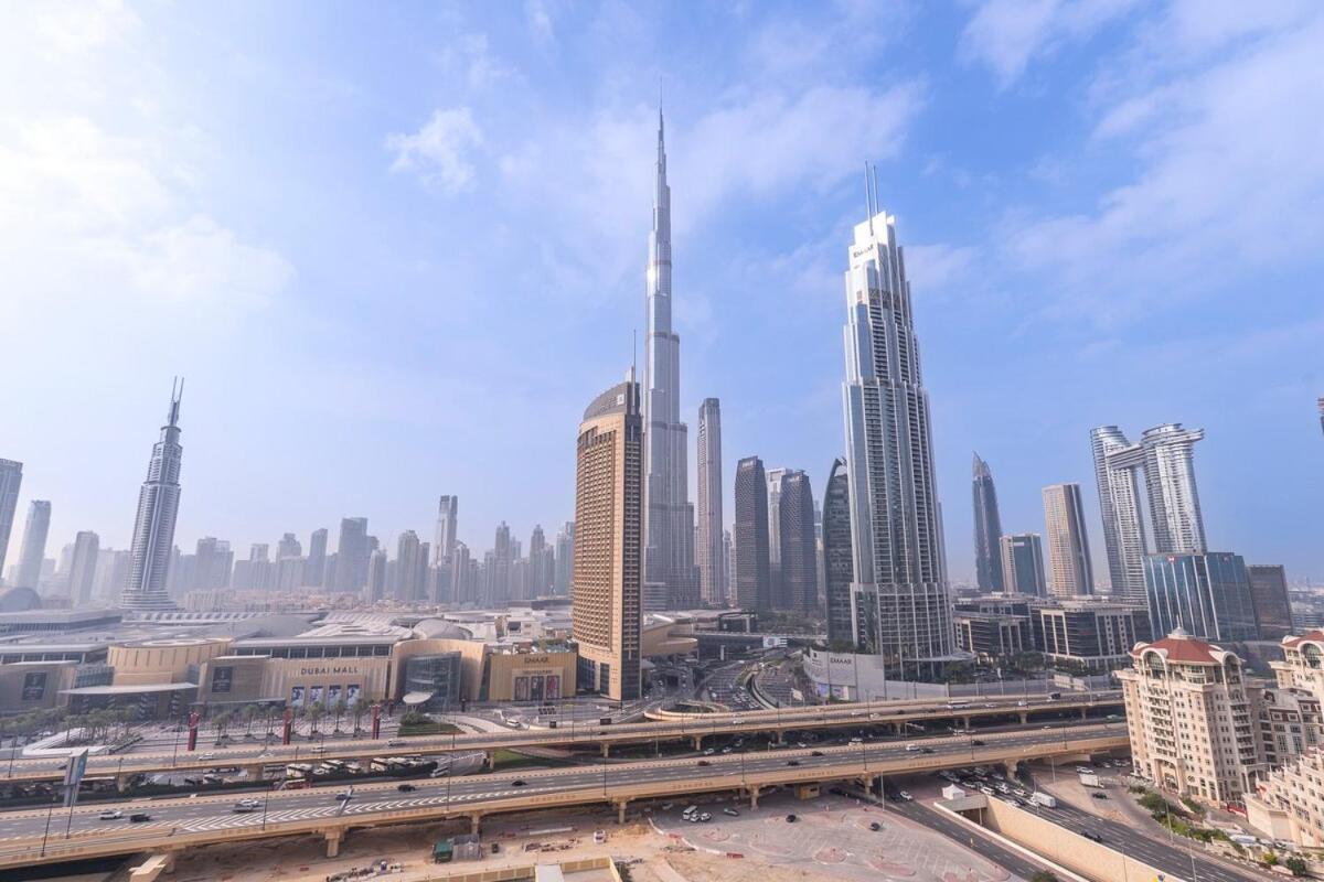 Apartment Beautiful 2-br Flat In Downtown Luxury Living At Its Dubai
