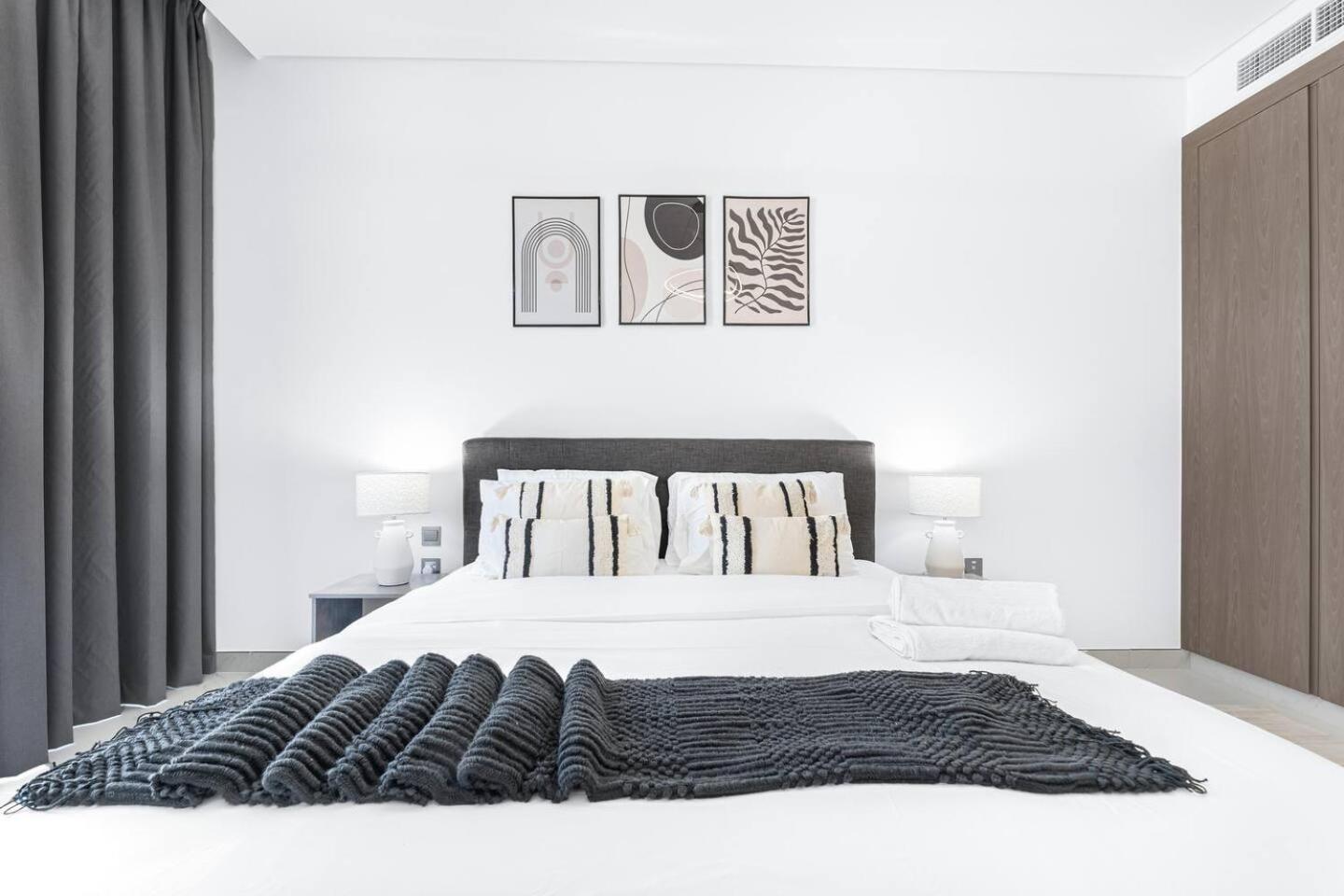Apartment District One Residences 11 *