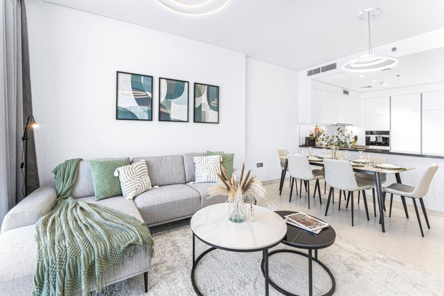 Apartment District One Residences 11 *
