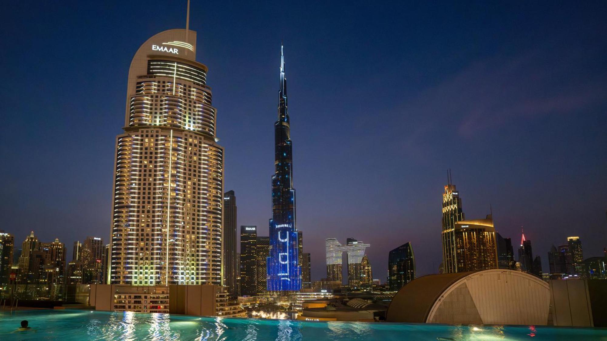 Apartment Ch Urban Haven - 1br At Boulevard Point With Burj & Fountain Views