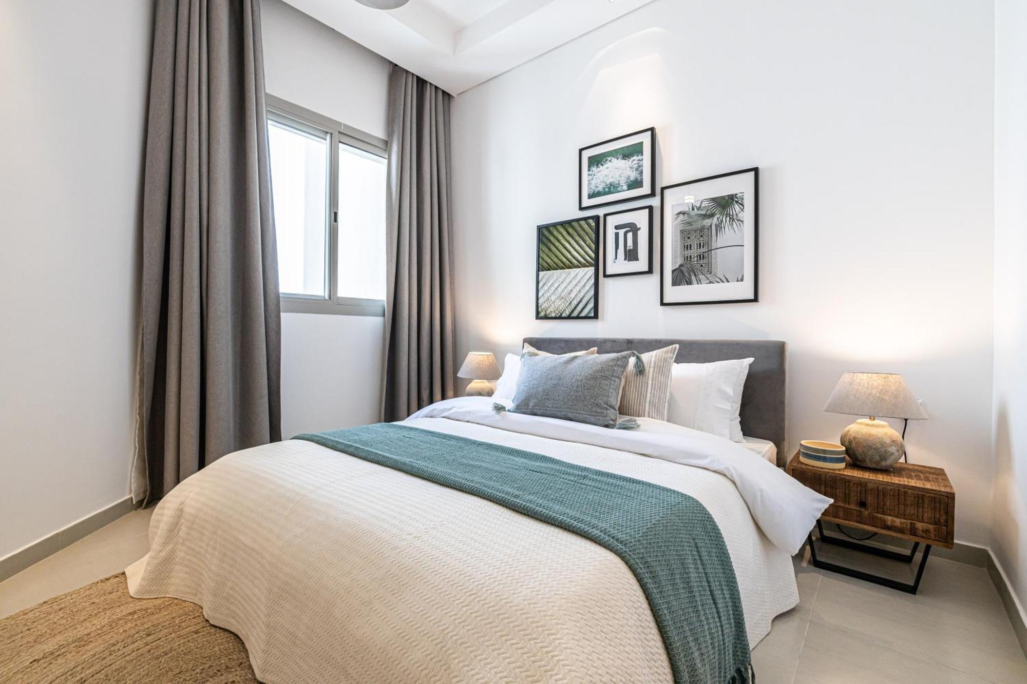 2br Api 1000 Community View Jumeirah *