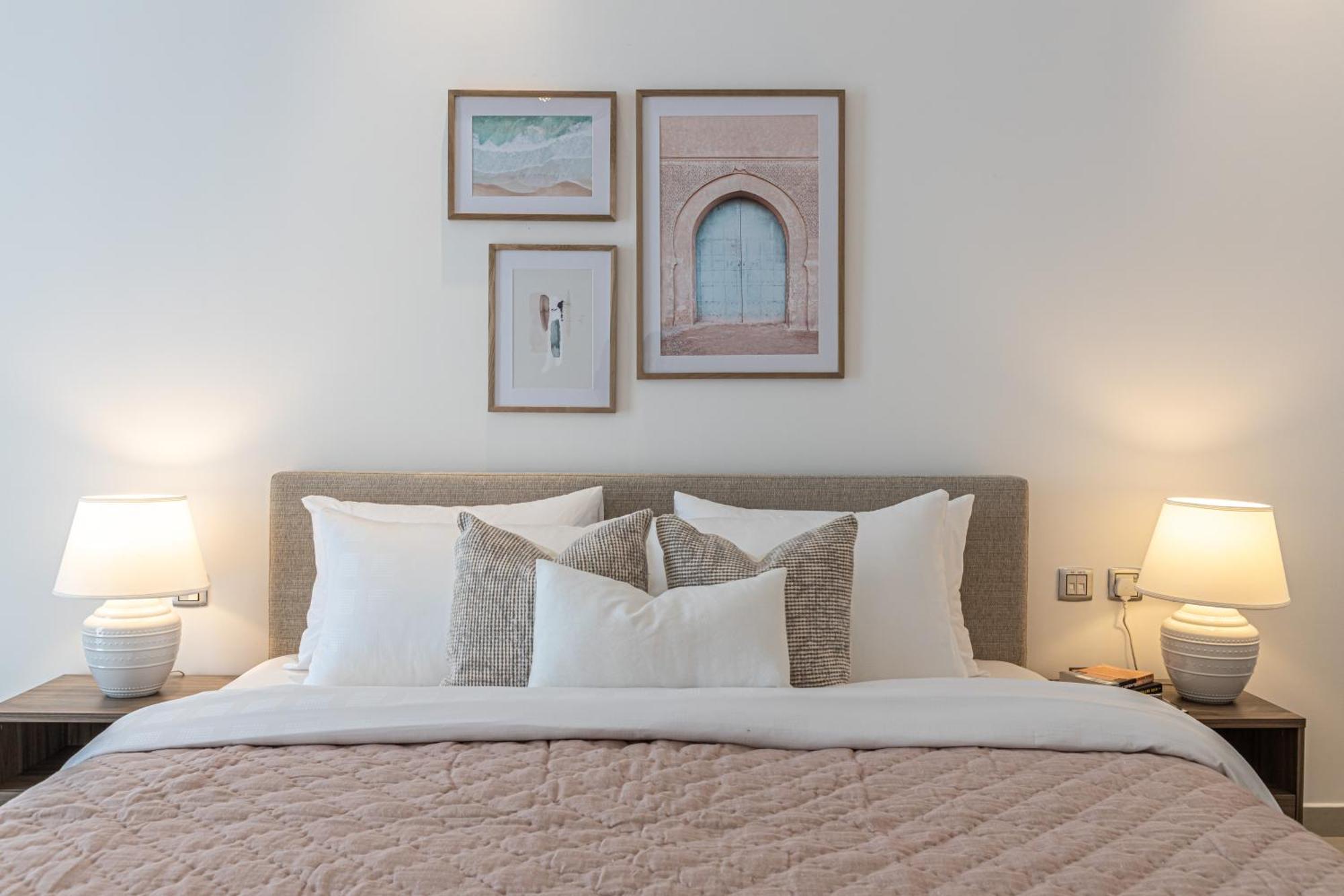 Apartment 2br Api 1000 Community View Jumeirah Dubai