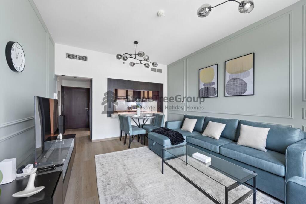 Stylish 1 Bedroom In Unique Location Apartment