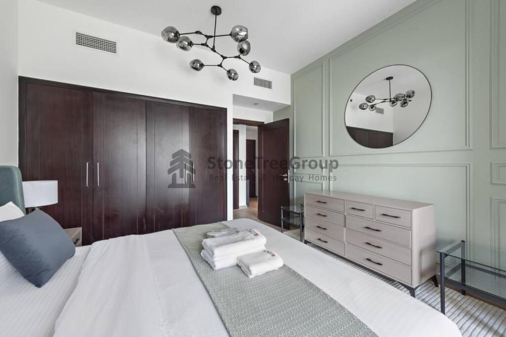 Stylish 1 Bedroom In Unique Location *