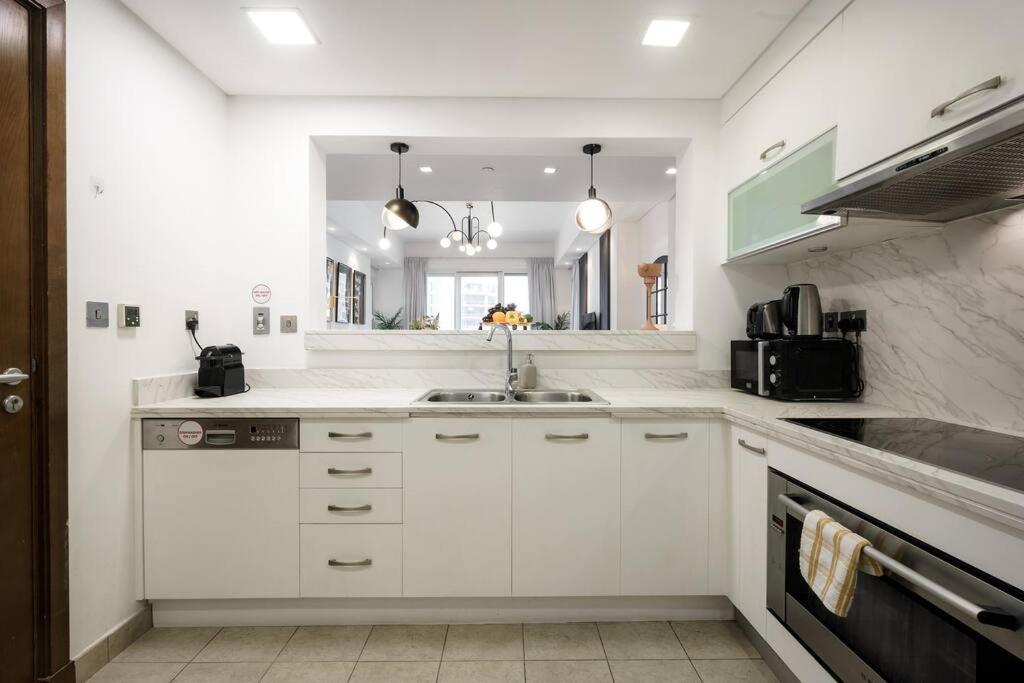 Apartment Luxury 2br And Maid With Stunning Marina View *