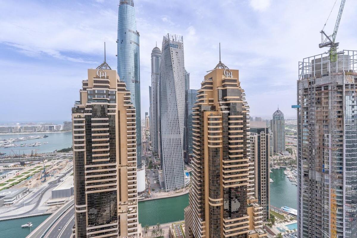 Sophisticated 1-bedroom With Skyscrapers View At Botanica Tower Apartment Dubai
