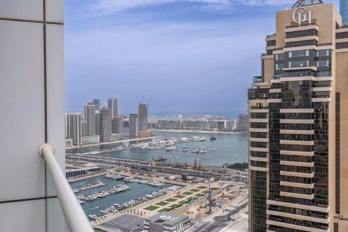 Sophisticated 1-bedroom With Skyscrapers View At Botanica Tower * Dubai
