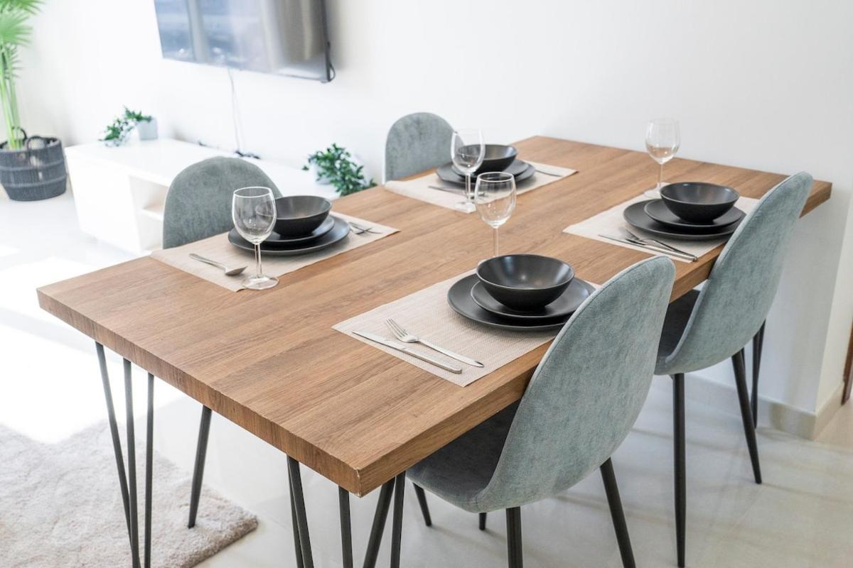 Sophisticated 1br Near Burj Khalifa Apartment *
