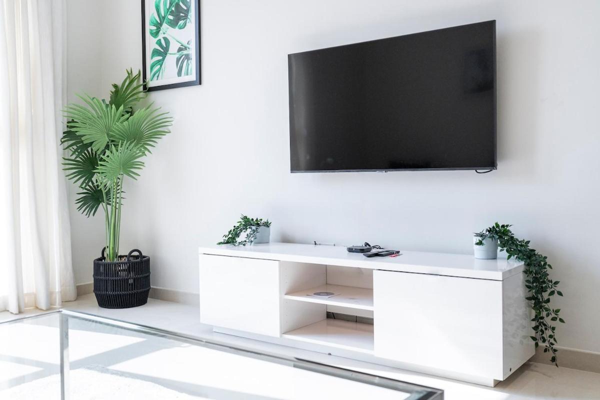 Sophisticated 1br Near Burj Khalifa Dubai