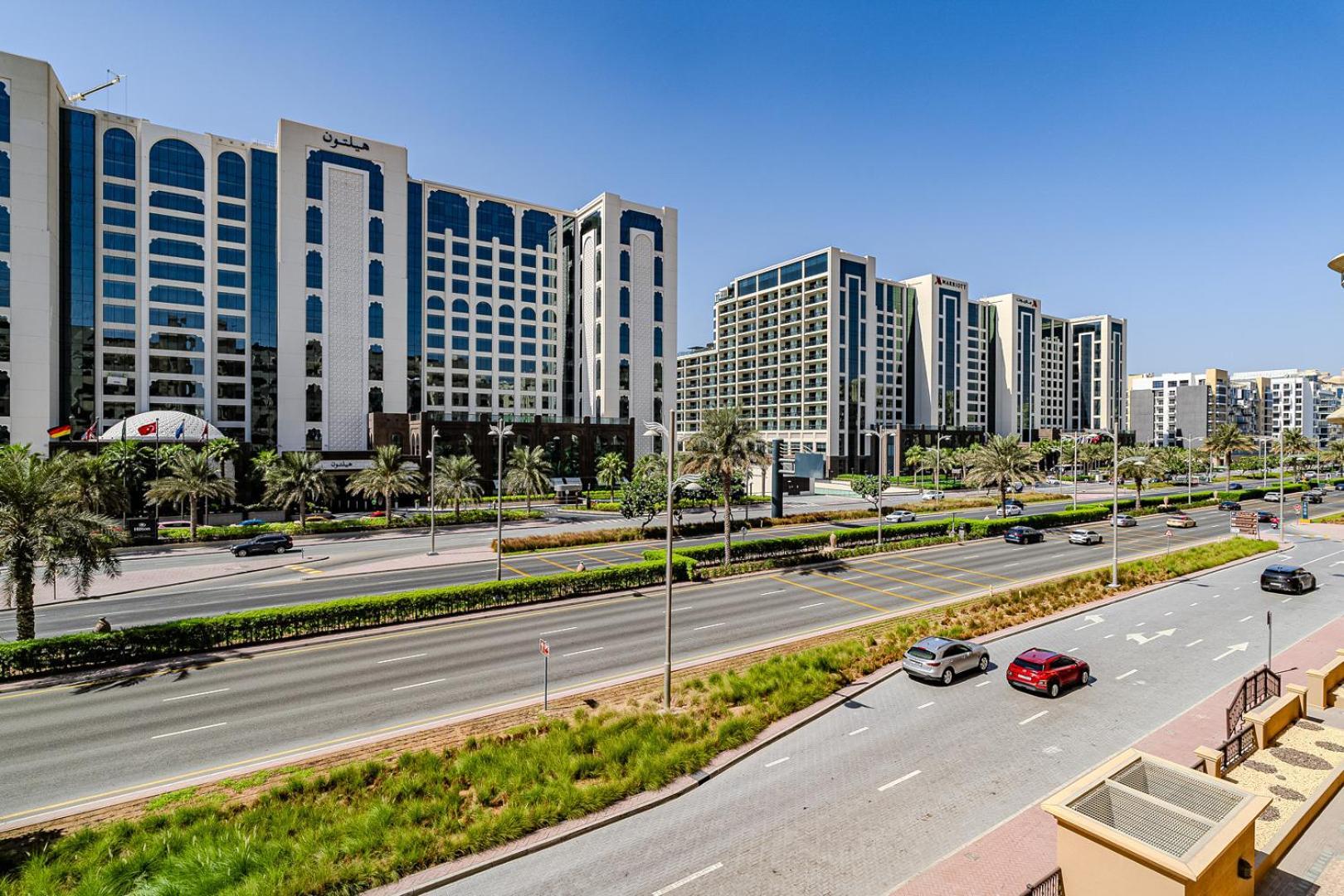 Apartment With Palm Jumeirah View I Golden Mile Dubai