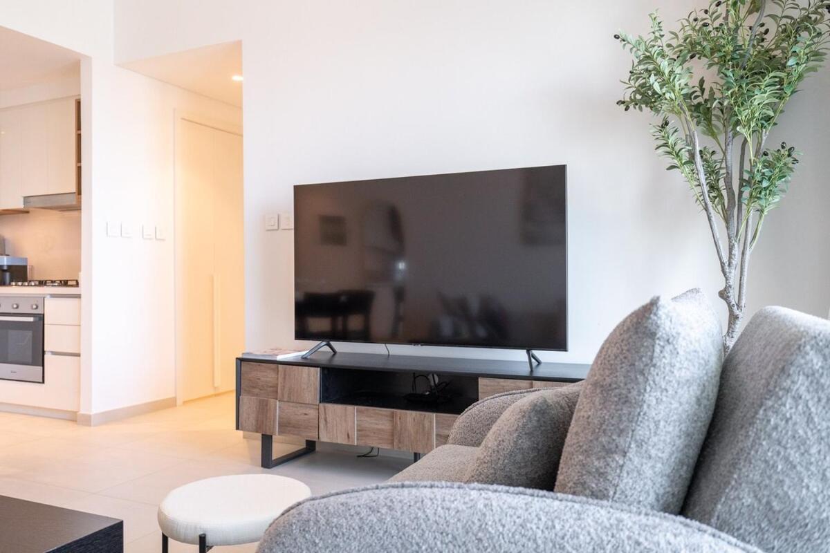 Elegant 2-bedroom With Comfy Living Area In Downtown * Dubai