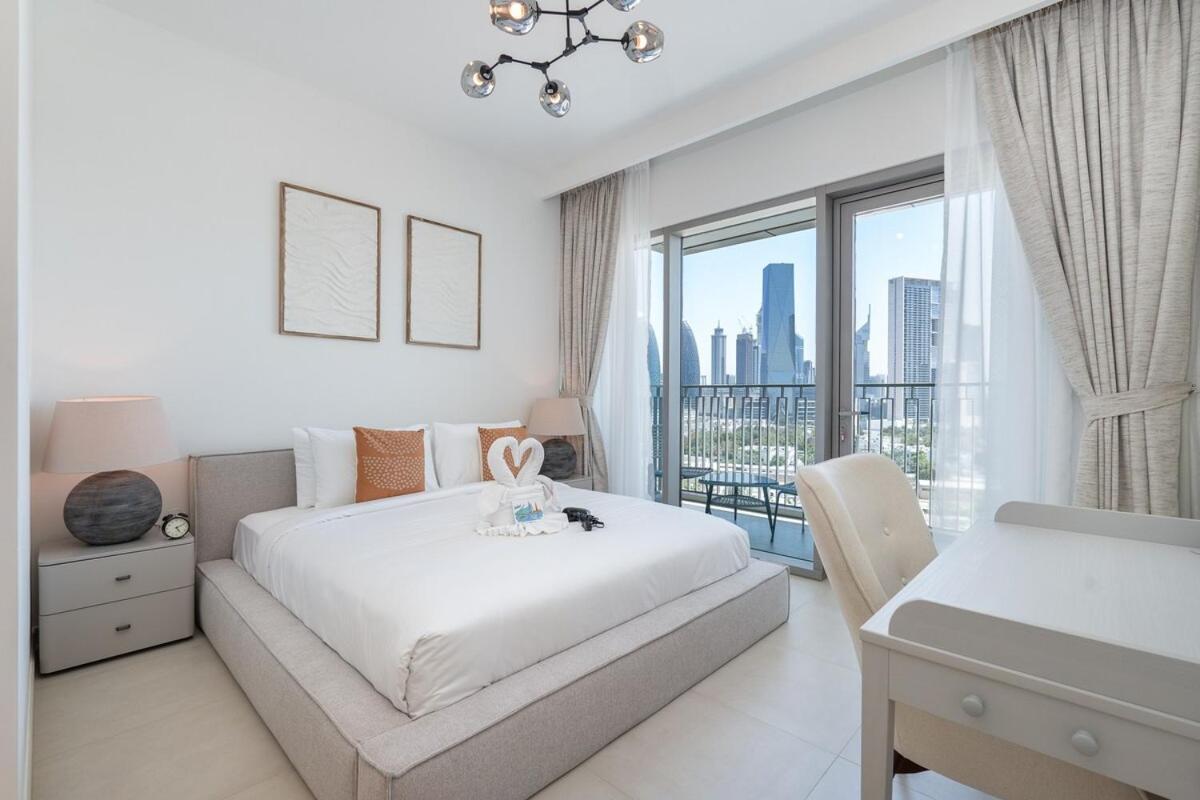 Elegant 2-bedroom With Comfy Living Area In Downtown Dubai