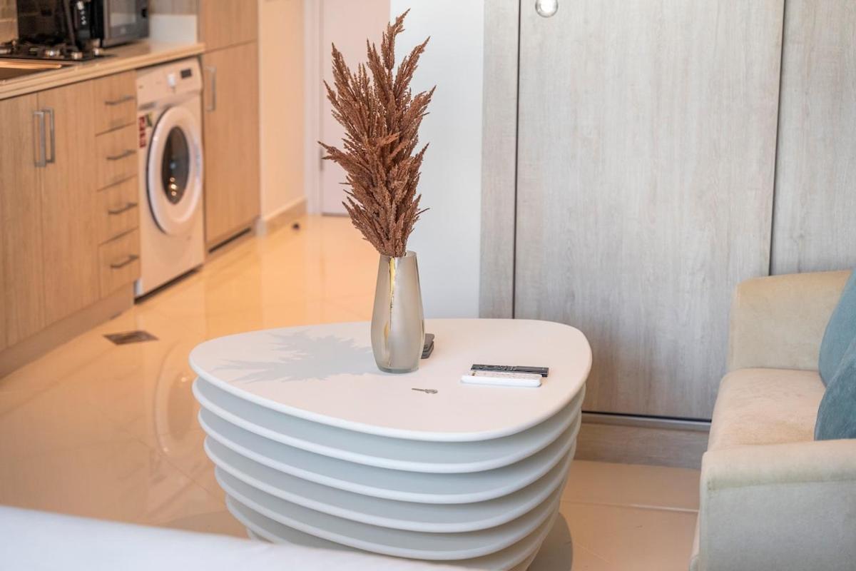 Cozy With Easy Access To The In Palm Jumeirah! Apartment *