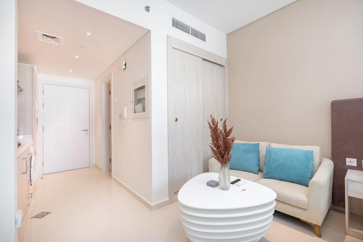 Cozy With Easy Access To The In Palm Jumeirah! *