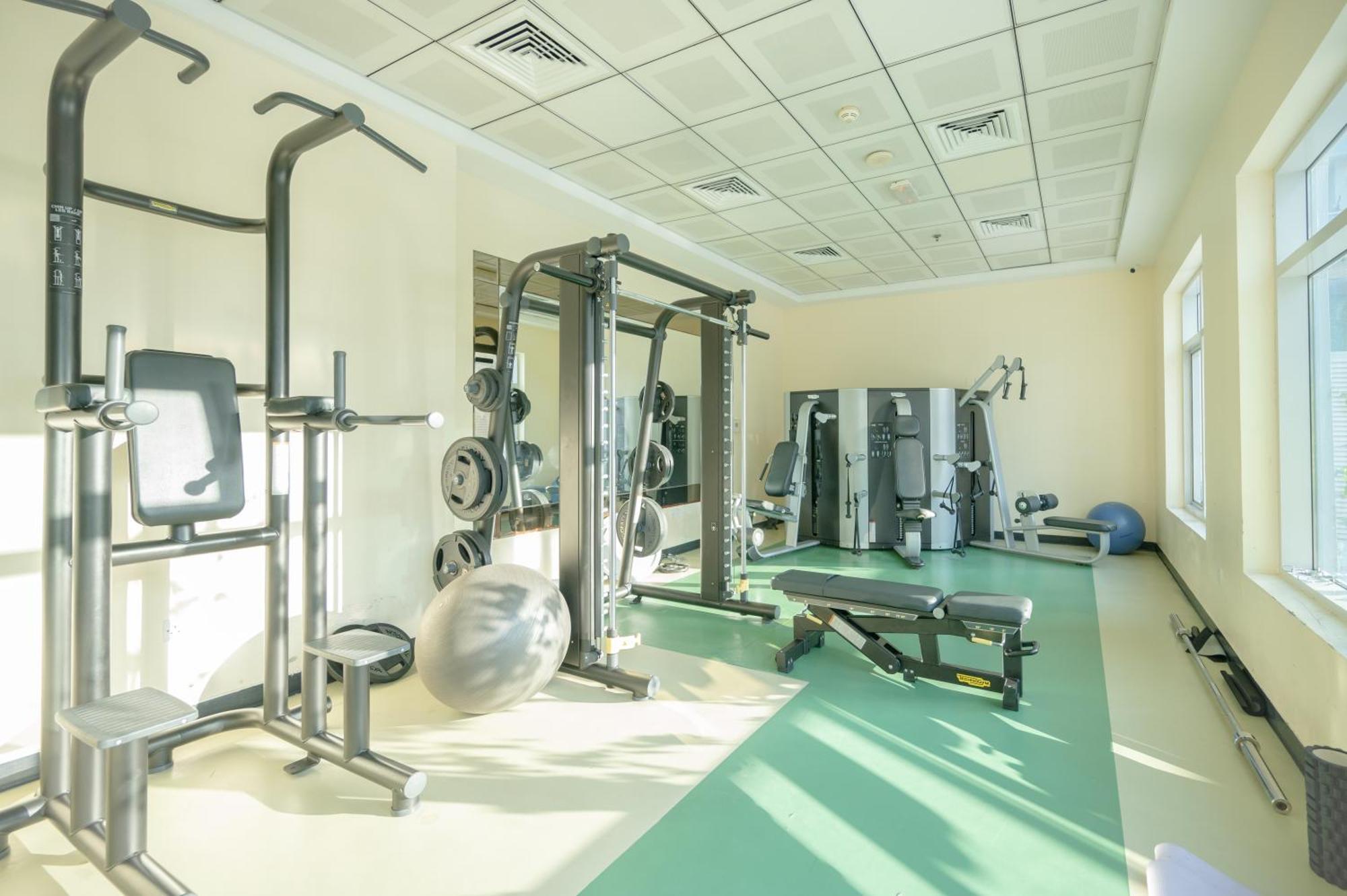Luxurious 1-br In Active Marina Apartment Dubai