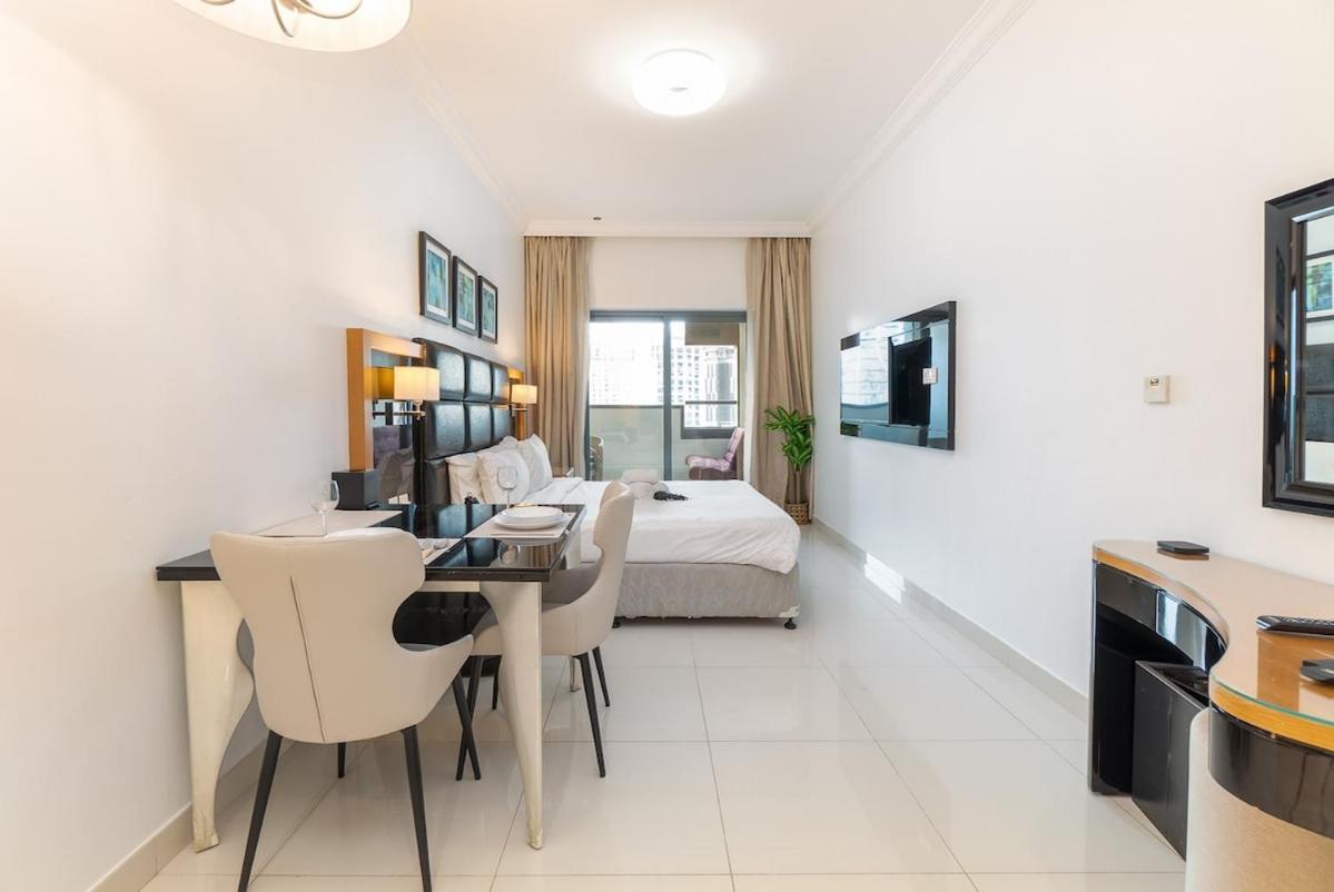 Apartment Modern Studio In Business Bay With Well Organized Space!