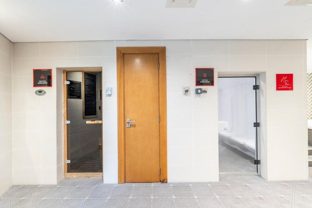 Modern Studio In Business Bay With Well Organized Space!