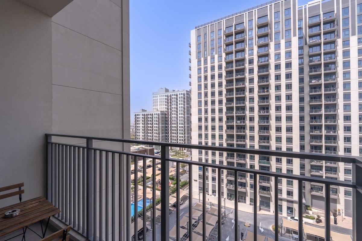 Chic 1br Flat Stunning Views In Hills Apartment *