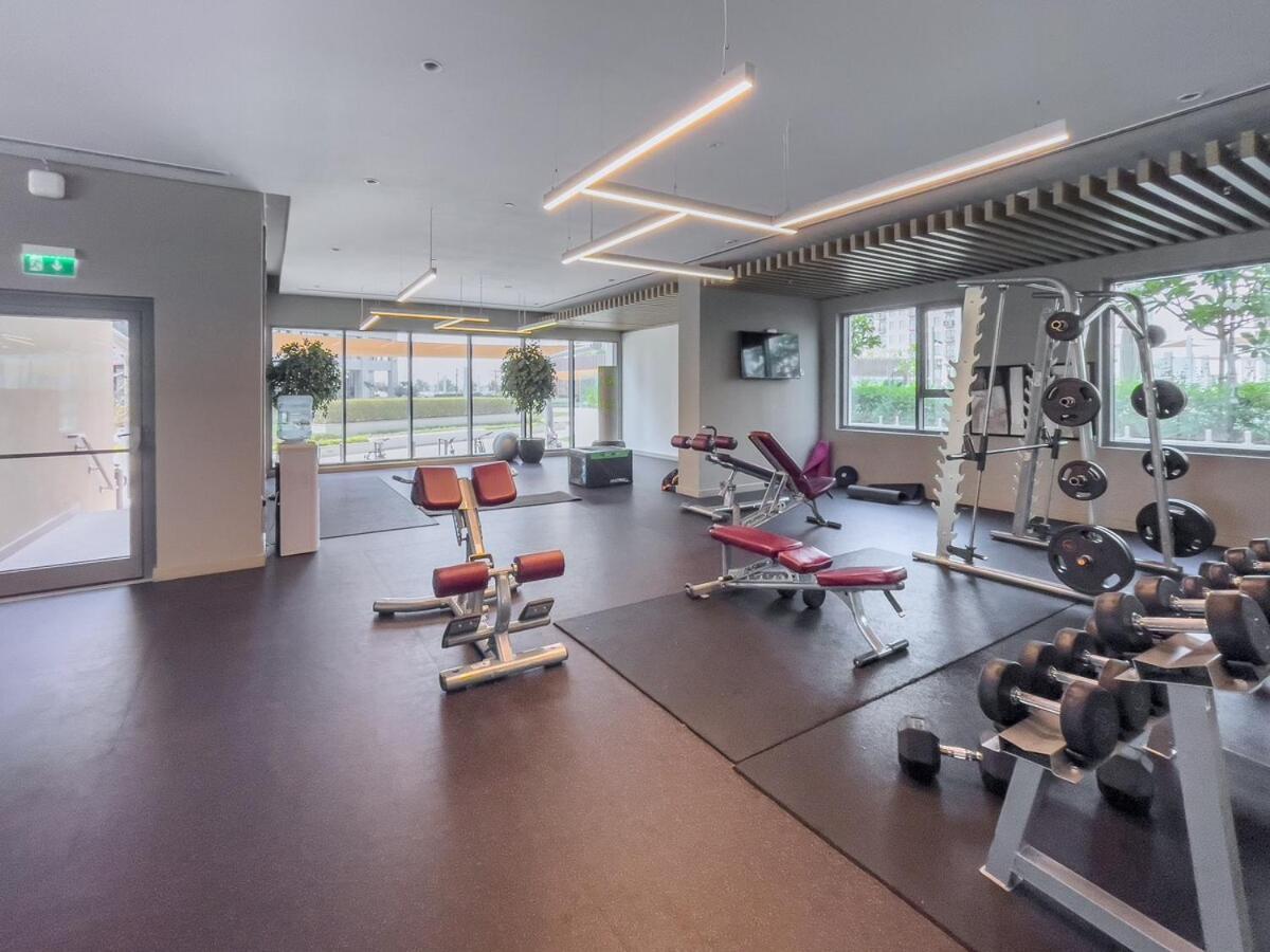 Chic 1br Flat Stunning Views In Hills Apartment