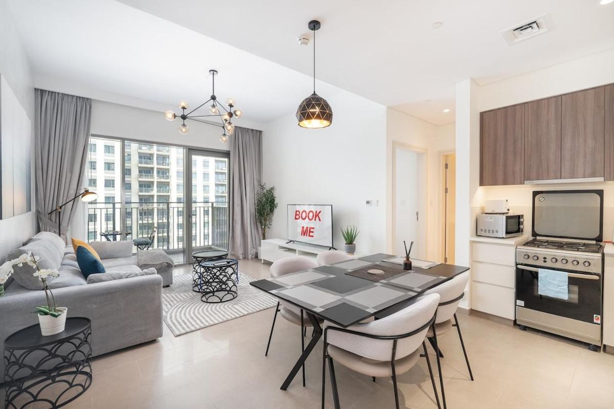 Chic 1br Flat Stunning Views In Hills