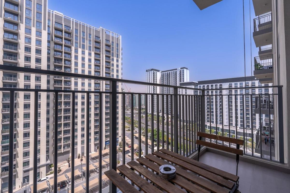 Apartment Chic 1br Flat Stunning Views In Hills *