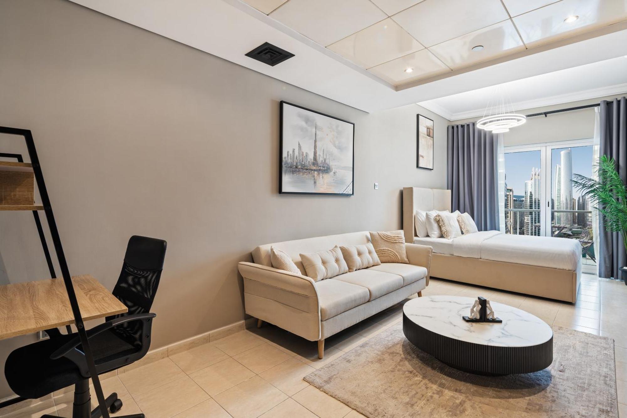 Apartment Upscale In Jlt Near Metro Dubai