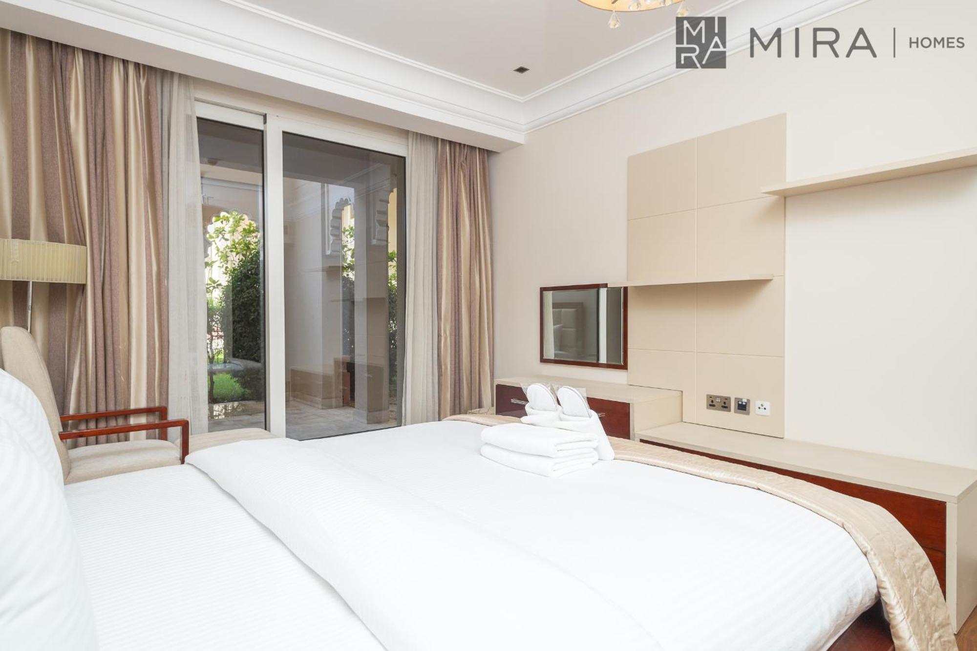 Mira Homes - Spacious 2 Bedroom With Patio In Palm Jumeirah