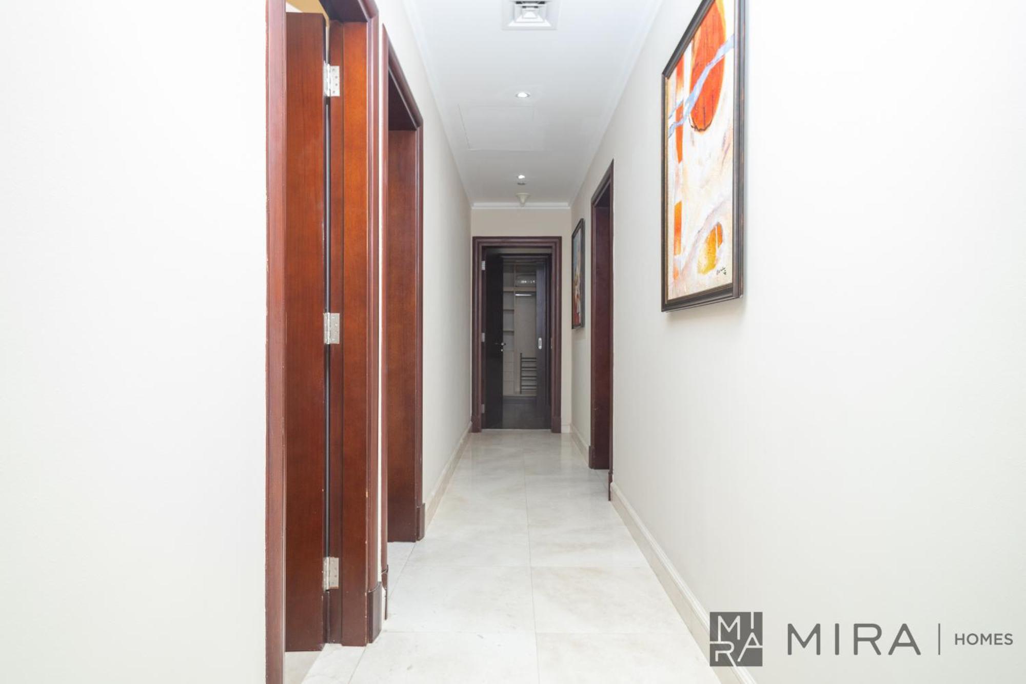 Apartment Mira Homes - Spacious 2 Bedroom With Patio In Palm Jumeirah Dubai