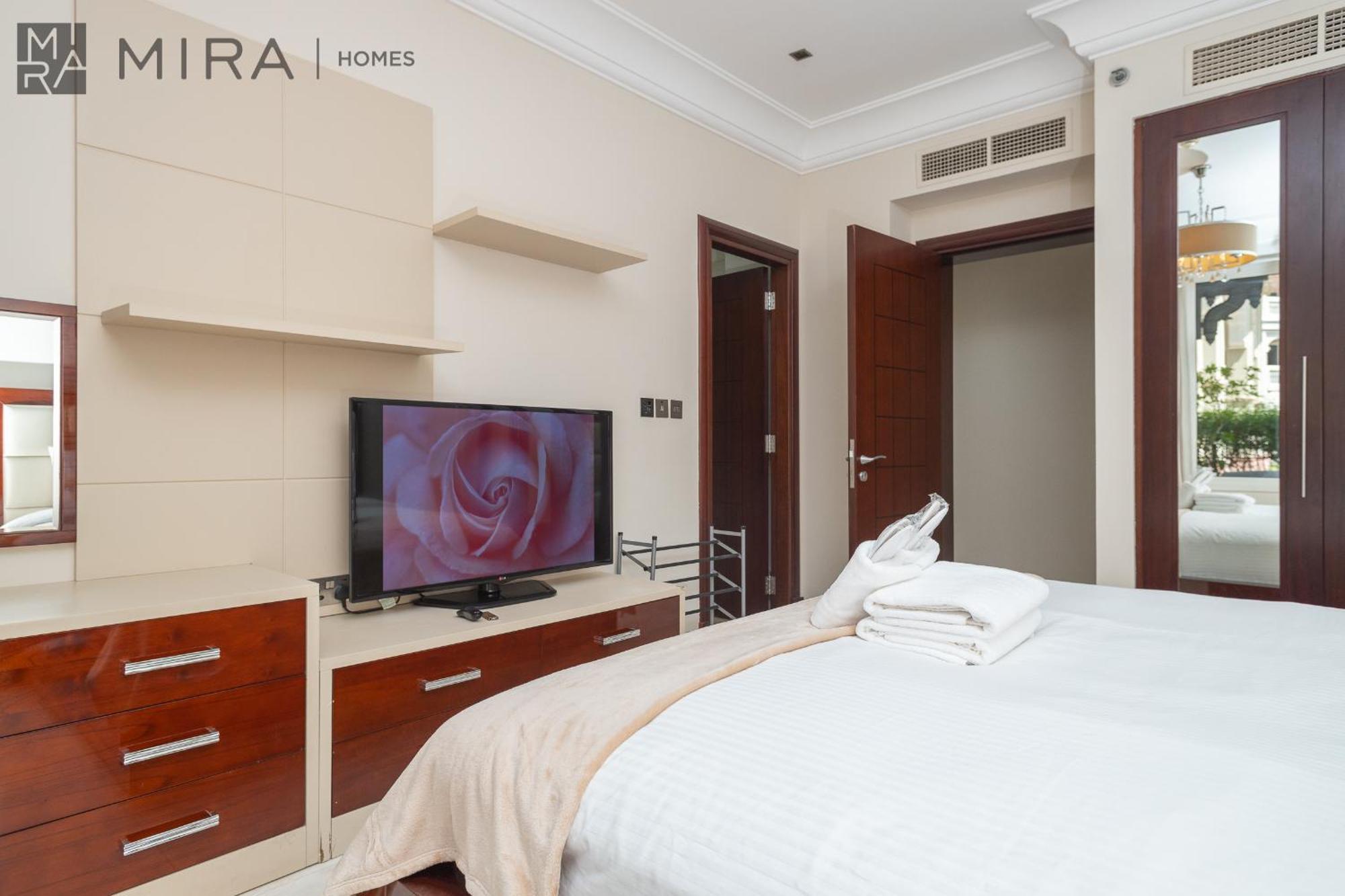 Mira Homes - Spacious 2 Bedroom With Patio In Palm Jumeirah *