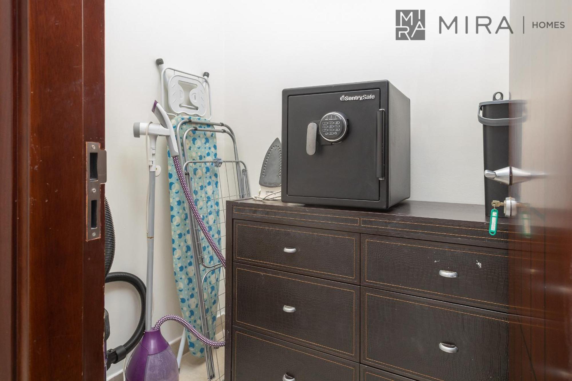 Mira Homes - Spacious 2 Bedroom With Patio In Palm Jumeirah Apartment *