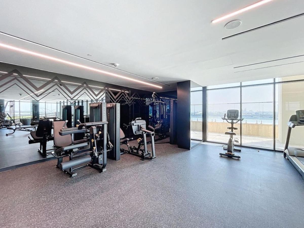 Urban Oasis - Classy Two Bedroom With View * Dubai